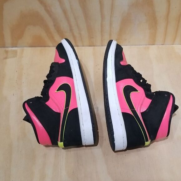 Air Jordan 1 Retro Mid Hot Punch Volt Wmn's 7, Mens Sz 6 1/2 ( EU 37.5) - Picture 6 of 9